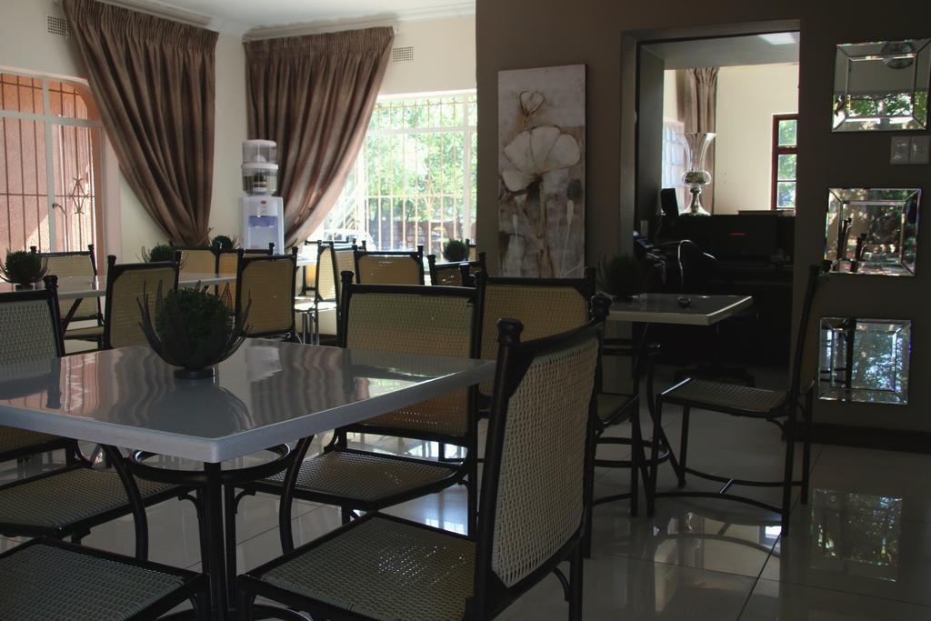 Aalwyns Guesthouse Vanderbijlpark Kültér fotó