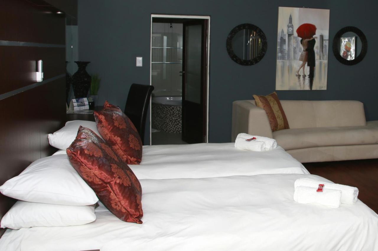 Aalwyns Guesthouse Vanderbijlpark Szoba fotó